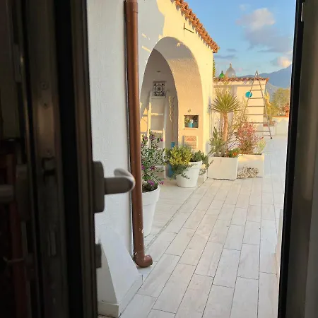 בית הארחה Sunday Estate 