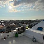 Sunday Estate 