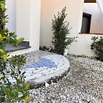 بيت ضيافة Sunday Estate 